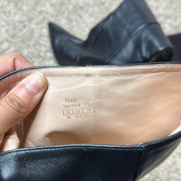 Stuart Weitzman WILLA Boot NWOT Size 6 - Picture 11 of 11